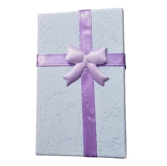 Elegant Purple Heart Pendant Necklace - Picture 2 of 2